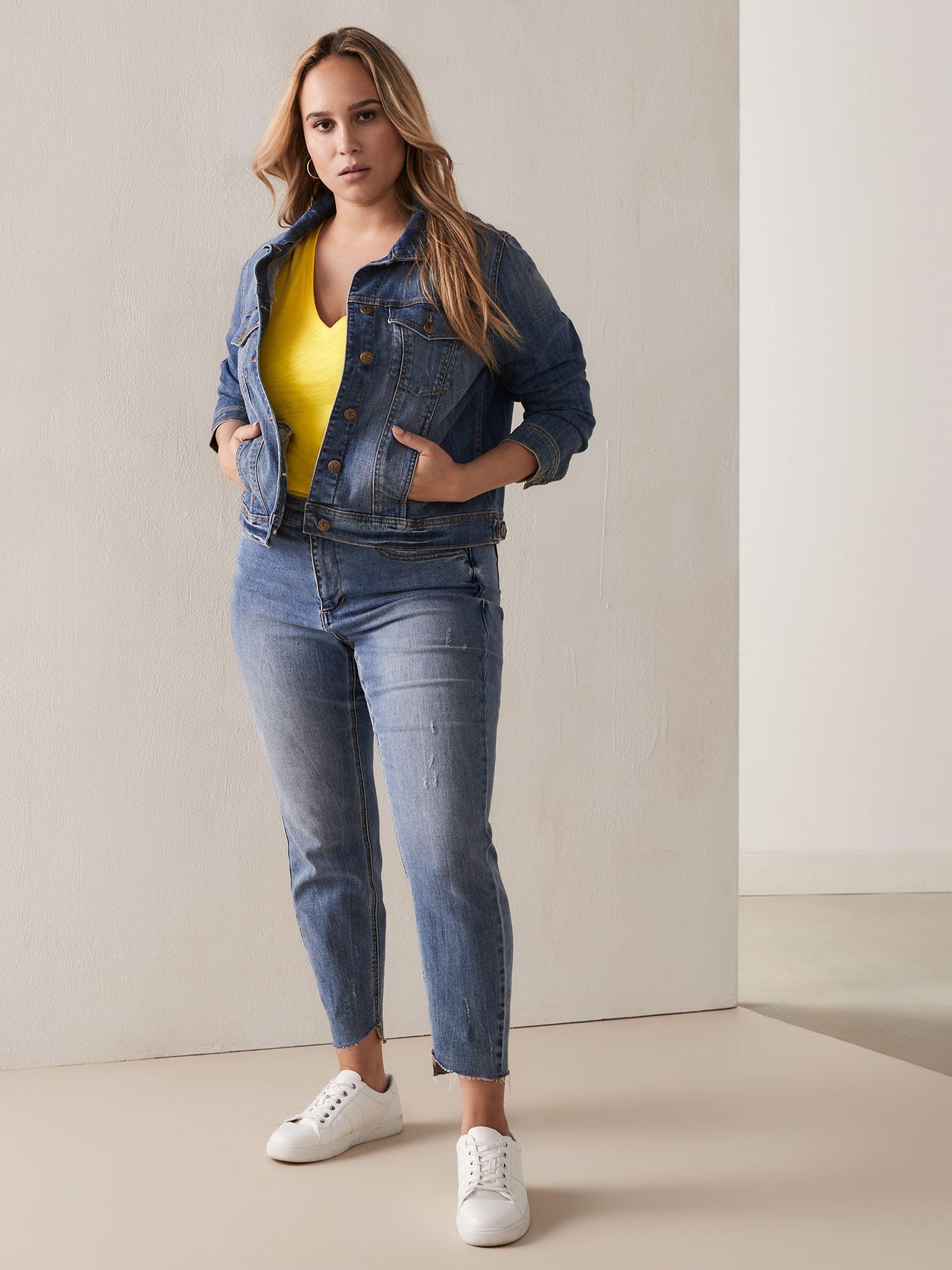 Boyfriend VNeck TShirt Penningtons