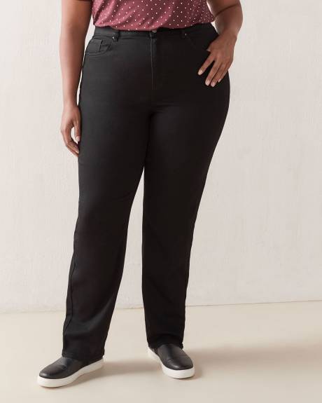 Petite, Curvy Fit Straight Leg Black Jean - d/c JEANS