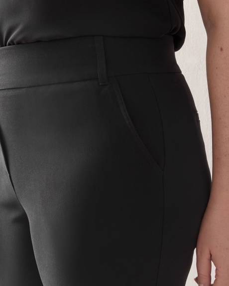 Savvy, Black Straight-Leg Pant - In Every Story