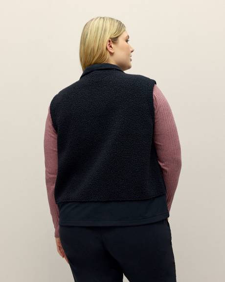 Mock-Neck Boundless Trek Vest - Columbia