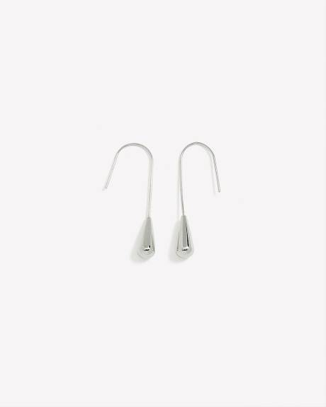 Pendants d'oreilles délicats à hameçon