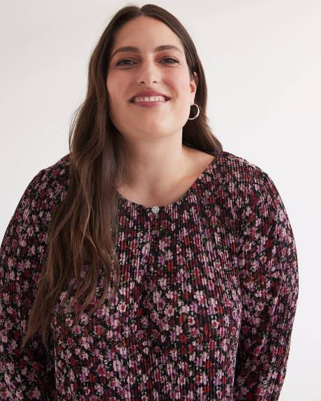 Responsible, Printed Pleated Swing Blouse