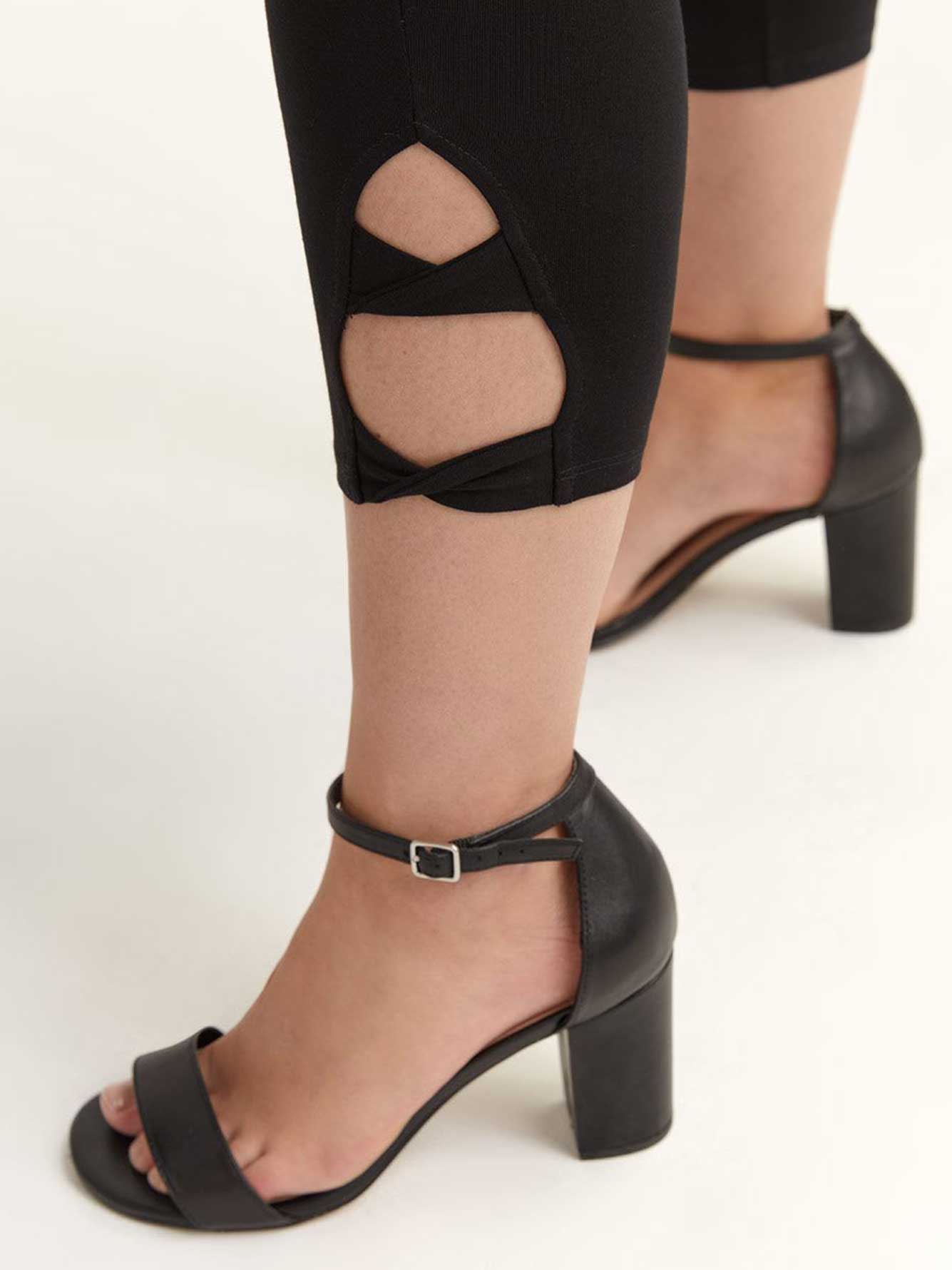 Download Solid Capri Leggings with Twist Side Detail | Penningtons