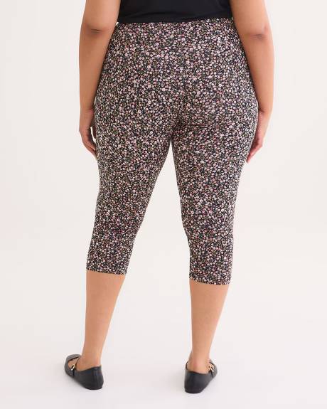 Responsible, Printed Capri Legging - PENN. Essentials