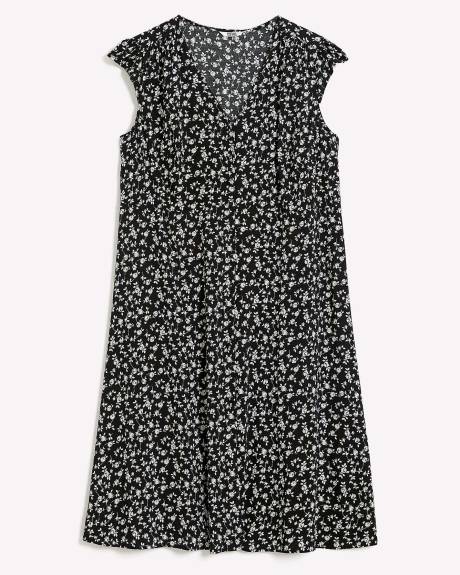 Responsible, Buttoned Down Dress with Rounded Sleeves