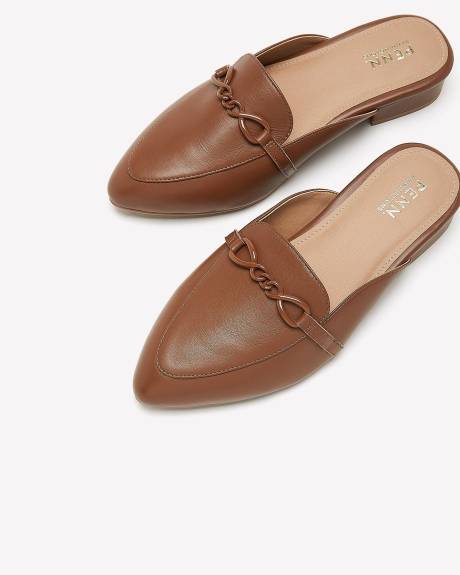 Extra Wide Width, Leather Pointed Toe Loafer Mule with Chain