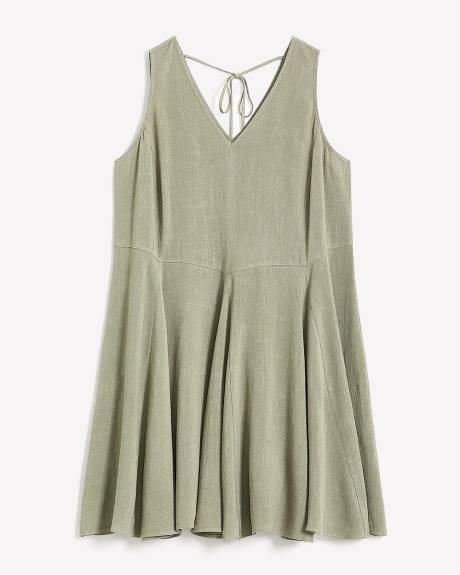 Robe sans manches à col en V en mélange de lin