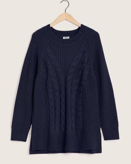 Pull uni en tricot torsadé avec encolure ronde