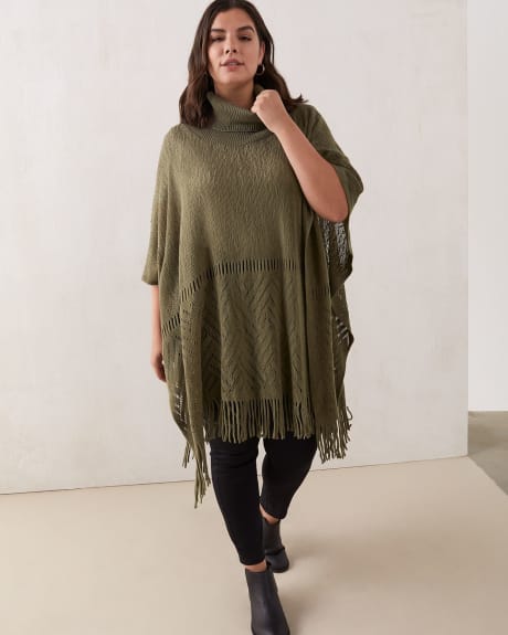 Knit Poncho With Fringe - In Every Story