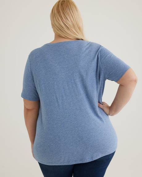 Boyfriend Fit Scoop-Neck T-Shirt - PENN. Essentials