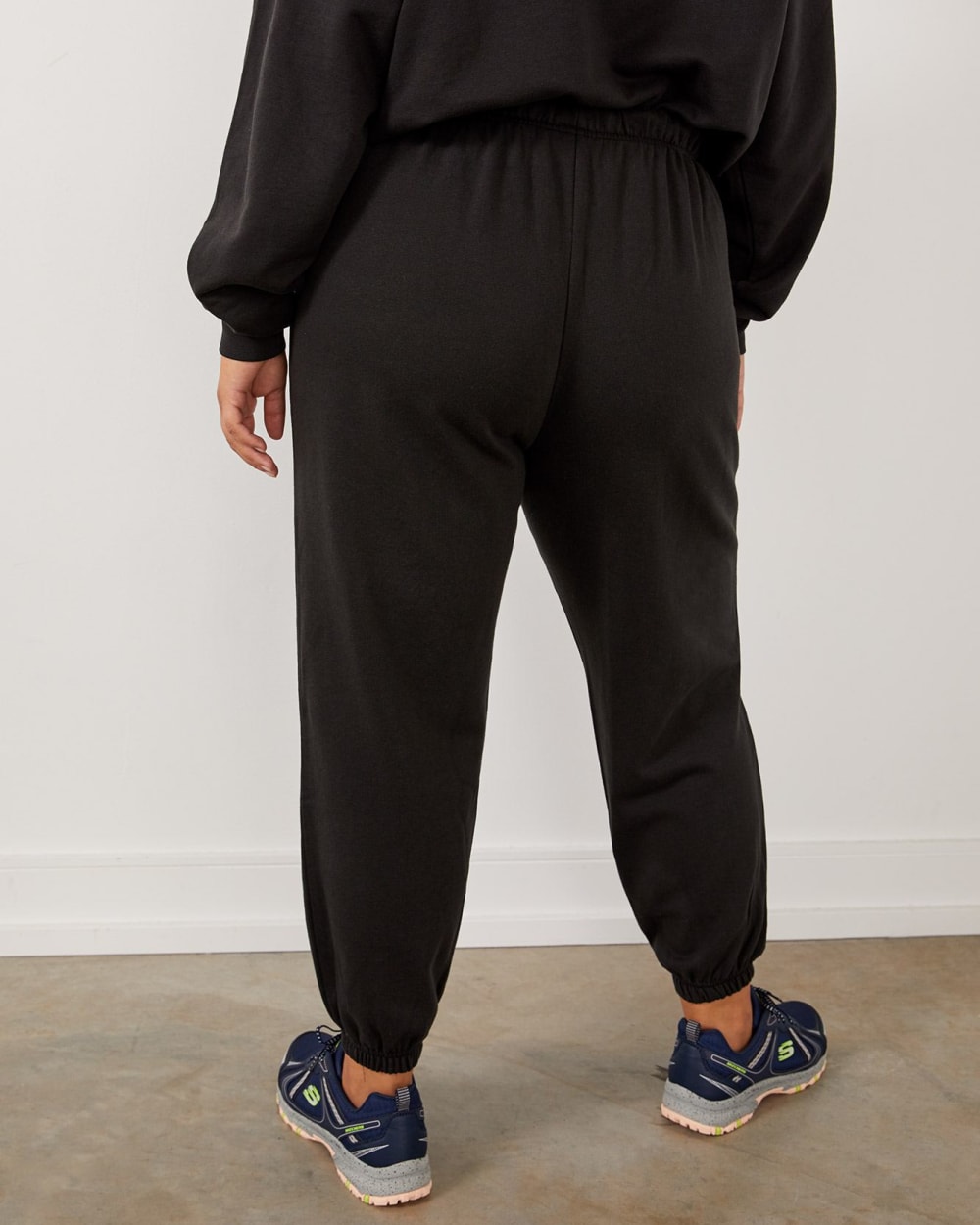 Pull in on sale jogging