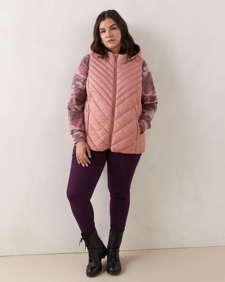 Responsible Short Packable Vest - In Every Story