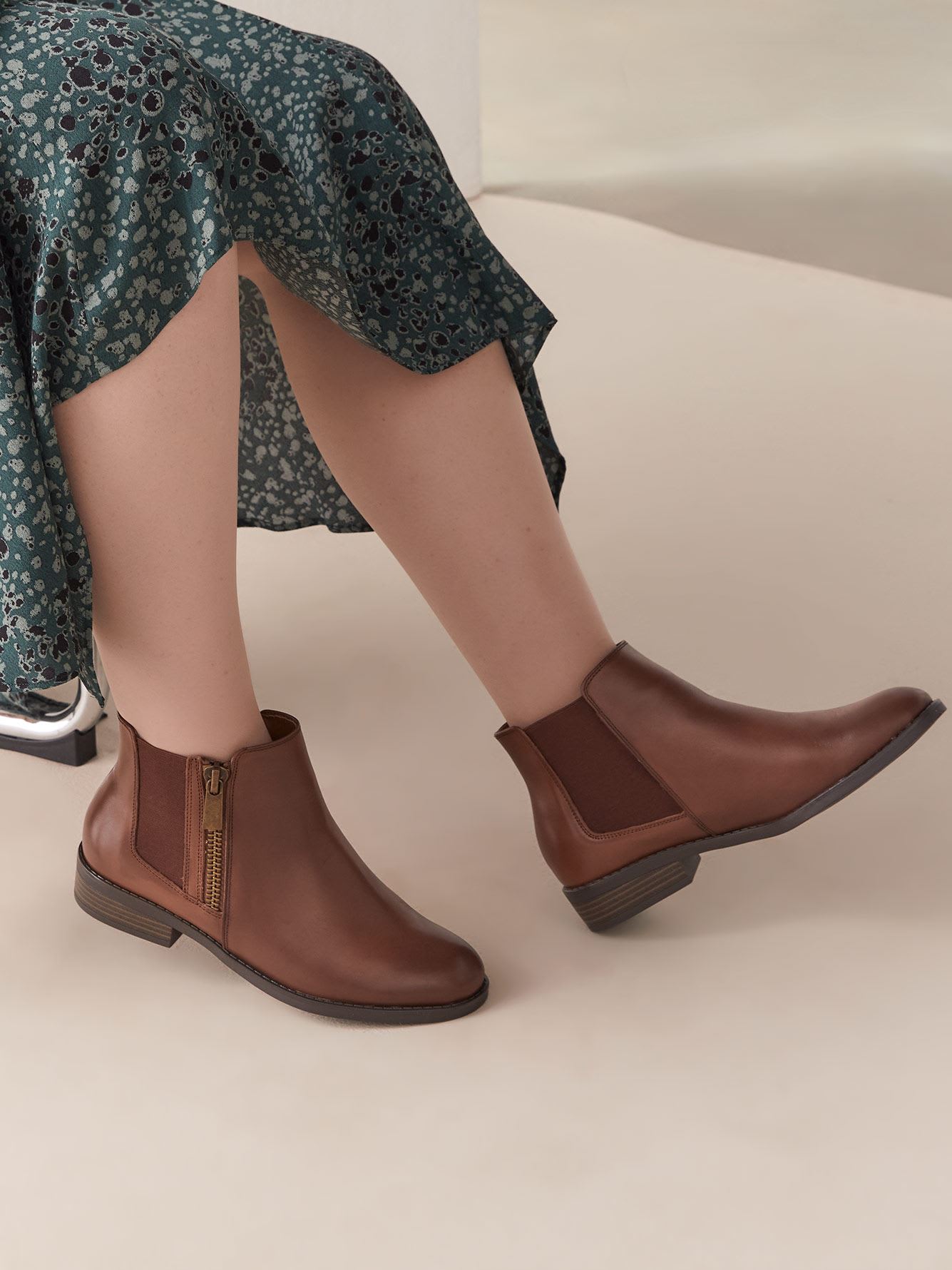 wide ankle boots canada