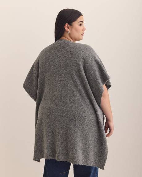 Knitted Cape with Pockets