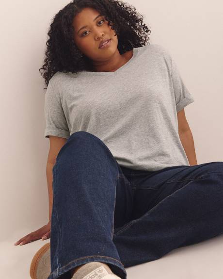 T-shirt col en V, coupe boyfriend - Essentiels PENN.