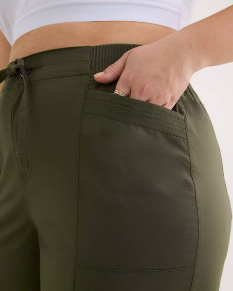 Cotton Capri with Ribbed Waistband