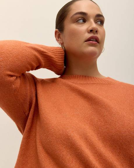 Pull à col rond avec fil métallique et mailles de fantaisie à l'ourlet