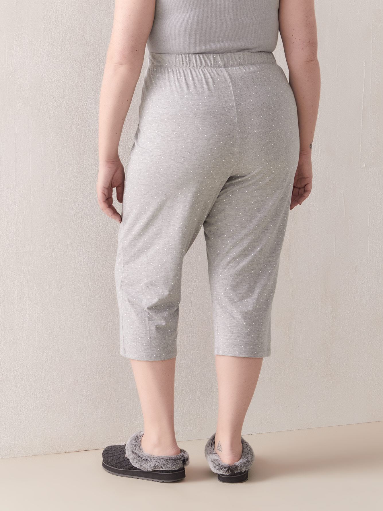 printed capri pants