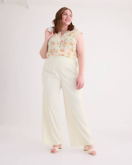 Wide-Leg Fluid Pant