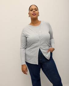 Ribbed Knit V-Neck Cardigan