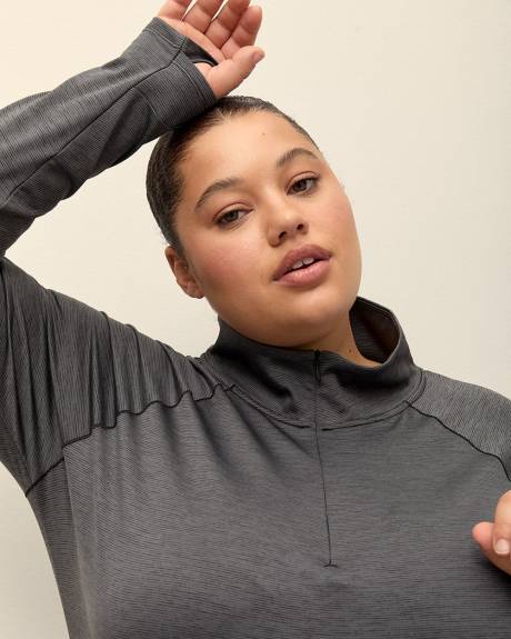 Half-Zip Mock-Neck Pull-Over - Active Zone