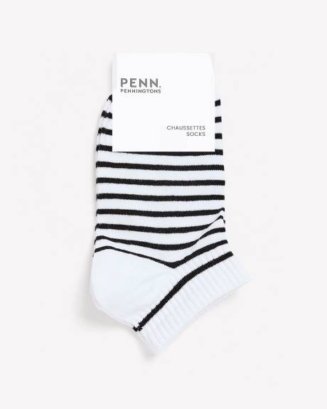 Black and White Striped Ankle Socks