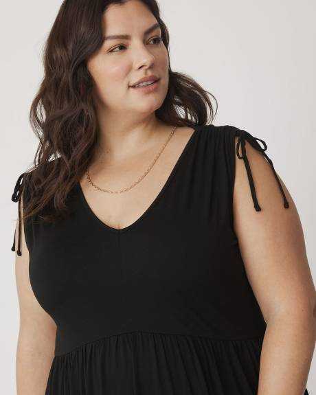 Responsible, Sleeveless Knit Black Dress