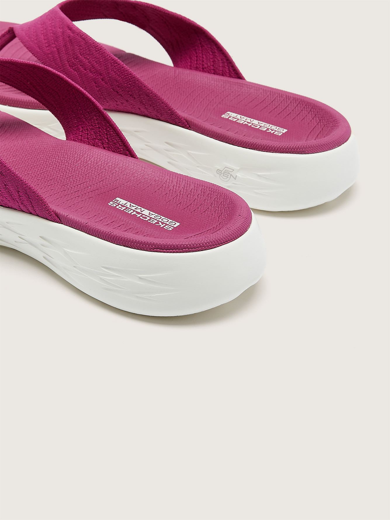 Sandale tong On-the-Go Sunny, pied large - Skechers