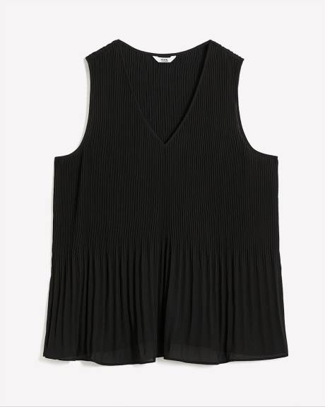 Responsible, Sleeveless A-Line Pleated Blouse