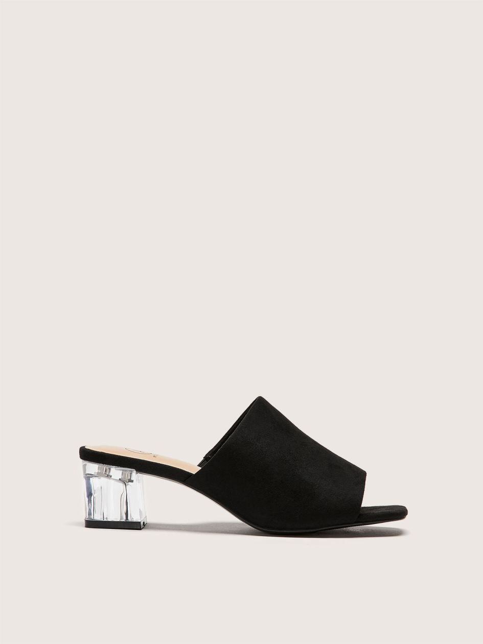 wide width heels canada
