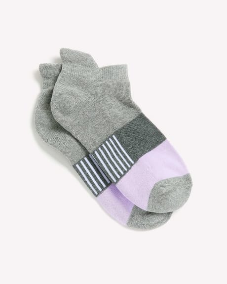 Ankle Sport Socks with Horizontal Stripes - Active Zone