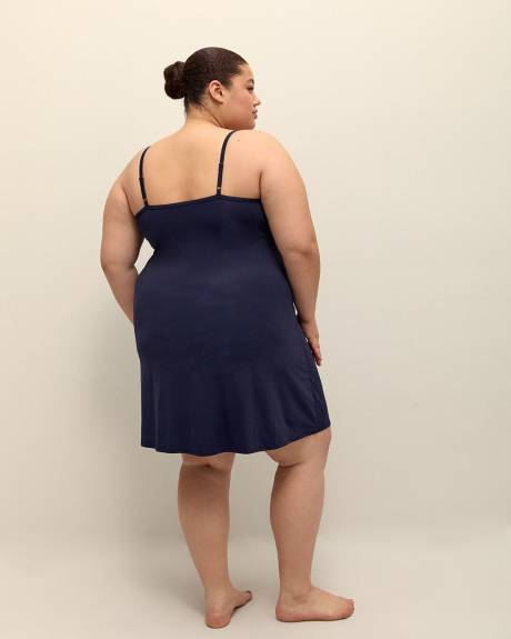 Nuisette en satin avec dentelle et soutien-gorge - Déesse Collection