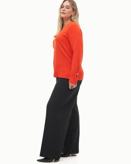 Coloured V-Neck Boxy Sweater - Addition Elle