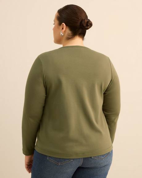 Haut &agrave; manches longues, col rond