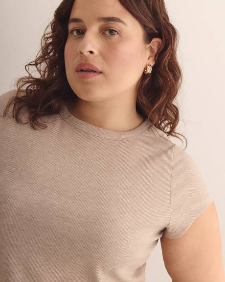 Crewneck Ribbed Baby Tee - PENN. Essentials