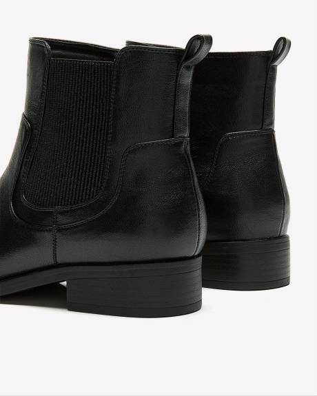 Extra Wide Width, Chelsea Bootie