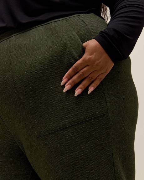 Knit Pant Tapered-Leg