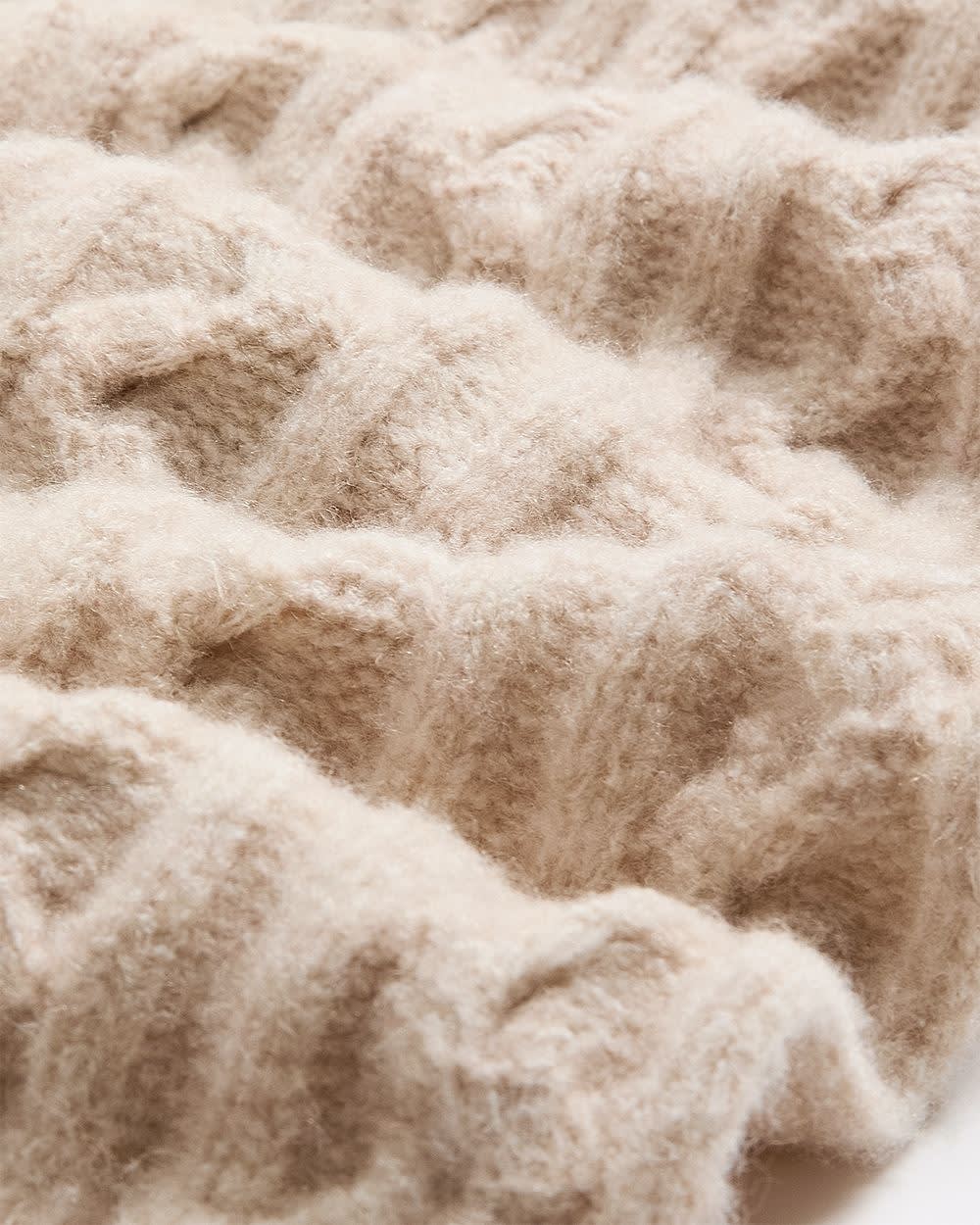 Écharpe en mailles torsadées Écharpe en mailles torsadées