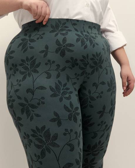 Responsible, Floral Fashion Capri Legging - PENN. Essentials