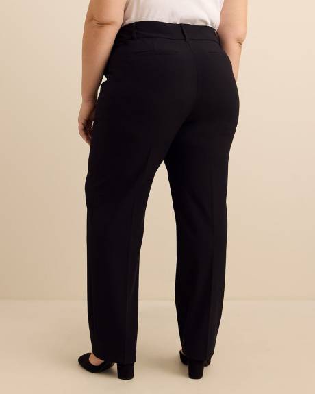 Straight-Leg Savvy Pant
