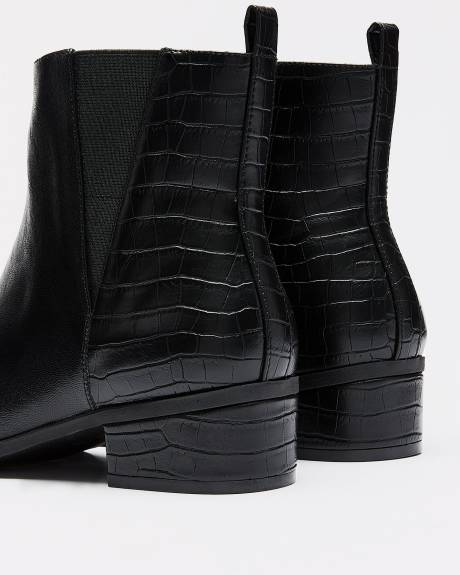 Bottines en cuir synthétique avec texture de crocodile, pied très large