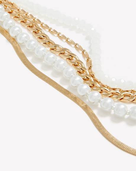 Pearl Bracelet with Magnet Closure