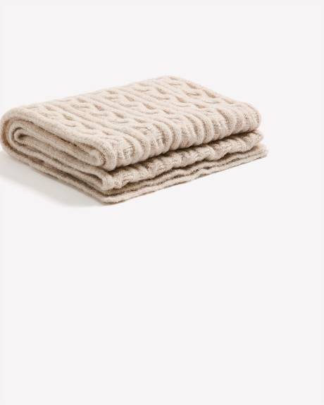 Écharpe en mailles torsadées Écharpe en mailles torsadées