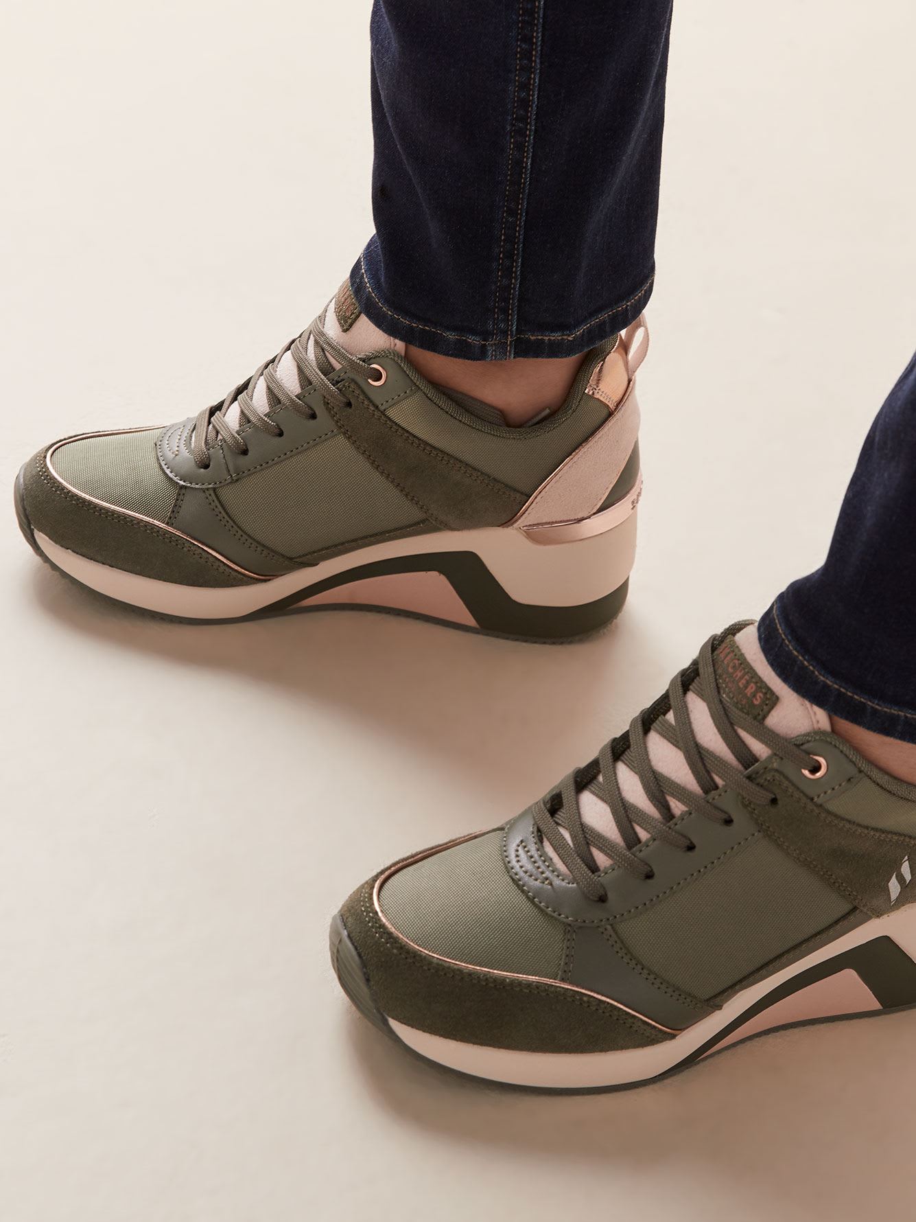 skechers million air wedge sneaker