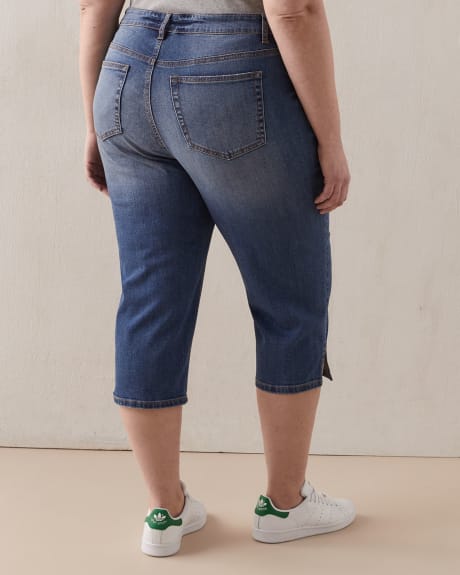 Straight-Leg Denim Capri With Slit At Hem - d/C Jeans