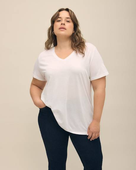 Boyfriend T-Shirt - In Every Story - PENN. Essentials