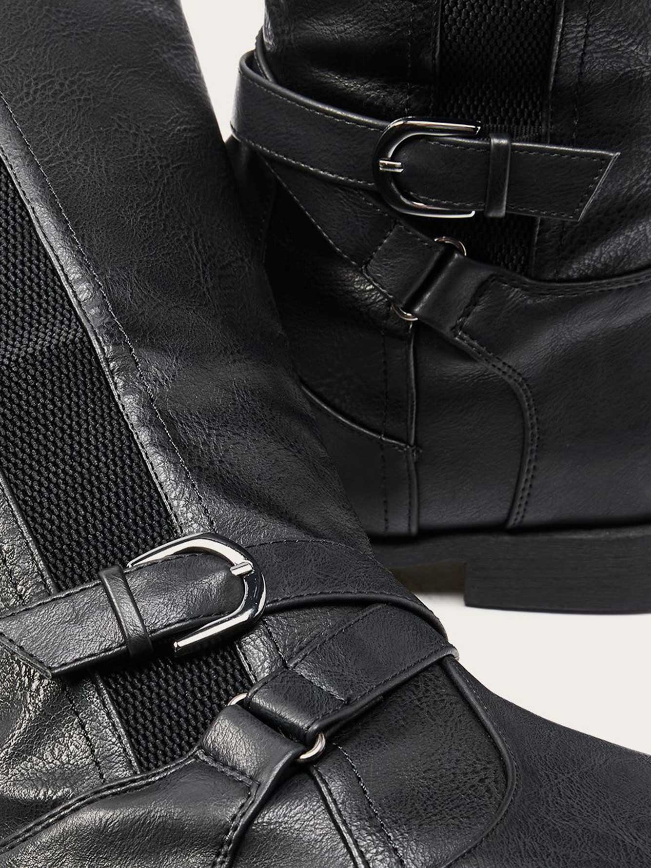 bottes hautes mollets larges