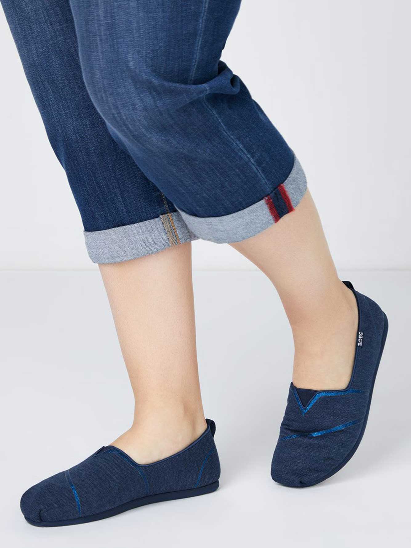 bobs skechers wide width