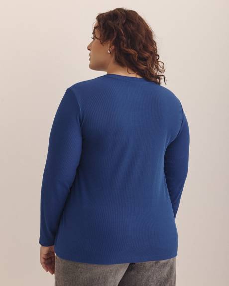 Boyfriend-Fit Long-Sleeve Ribbed Knit Tee