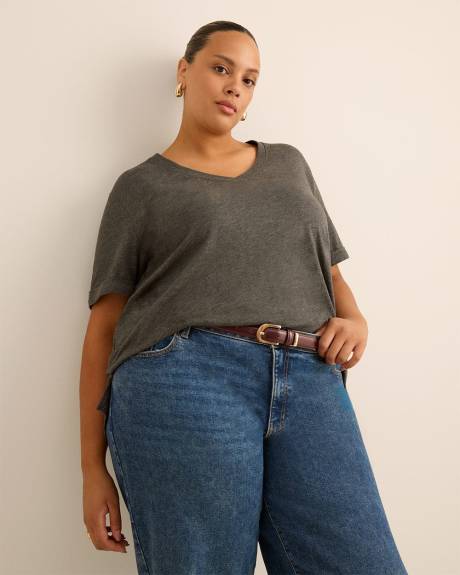 T-shirt coupe boyfriend, tissu responsable - Essentiels PENN. T-shirt coupe boyfriend, tissu responsable - Essentiels PENN.